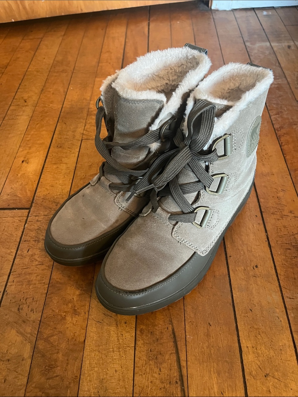 Women's Winter waterproof Lace-Up Ankle Boots in Taupe with Faux Fur